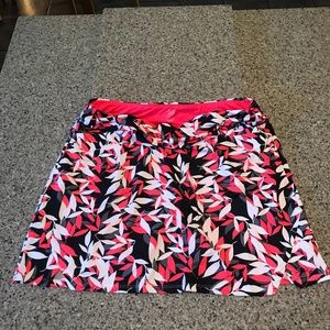 TAIL Golf Skort (L) (Bundle and make me an offer)